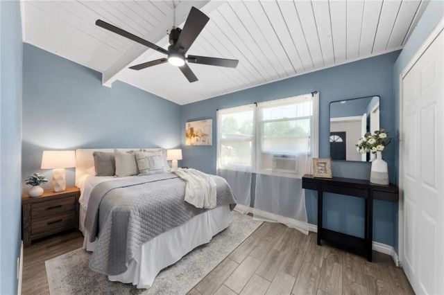 18018 E Armstead, Azusa, CA 91702