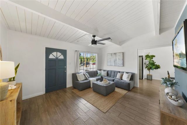 18018 E Armstead, Azusa, CA 91702