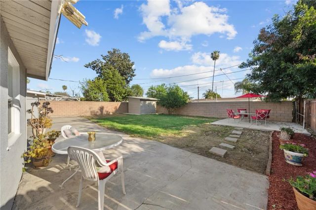 18018 E Armstead, Azusa, CA 91702