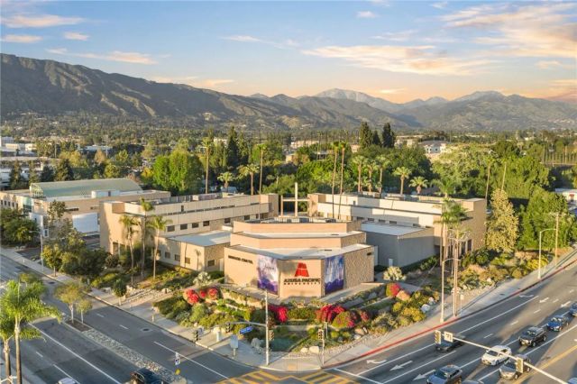 18018 E Armstead, Azusa, CA 91702