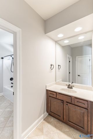 23 Natures Ridge Way SE, Huntsville, AL 35803