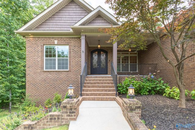 23 Natures Ridge Way SE, Huntsville, AL 35803