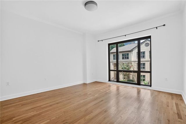 3475 Oak Valley Road NE 250, Atlanta, GA 30326