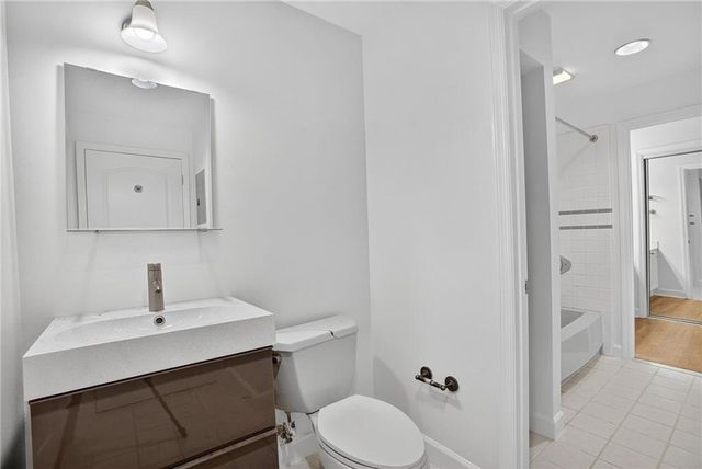 3475 Oak Valley Road NE 250, Atlanta, GA 30326