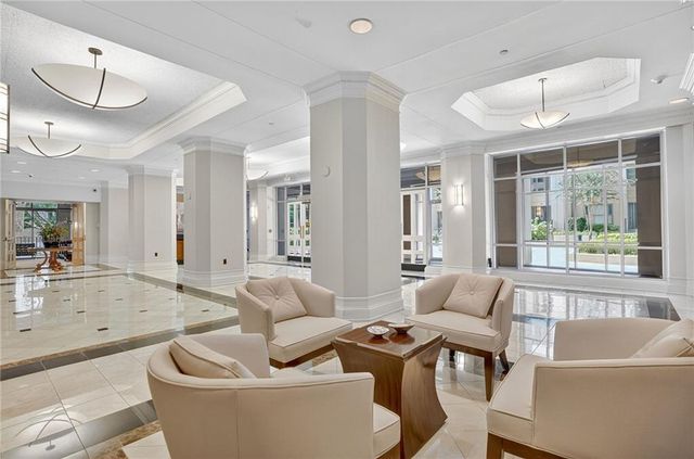 3475 Oak Valley Road NE 250, Atlanta, GA 30326