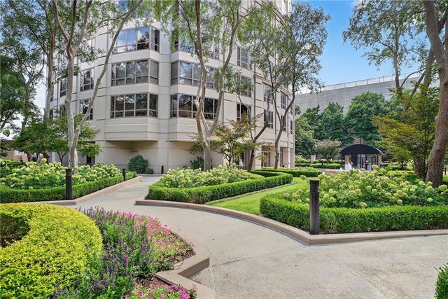 3475 Oak Valley Road NE 250, Atlanta, GA 30326