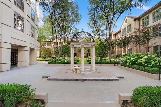 3475 Oak Valley Road NE 250, Atlanta, GA 30326