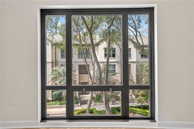 3475 Oak Valley Road NE 250, Atlanta, GA 30326