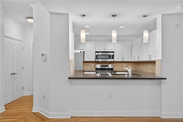 3475 Oak Valley Road NE 250, Atlanta, GA 30326