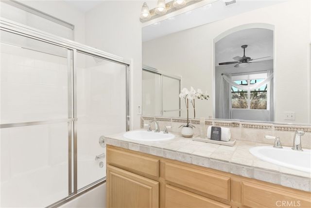 11327 Streamhurst, Riverside, CA 92505