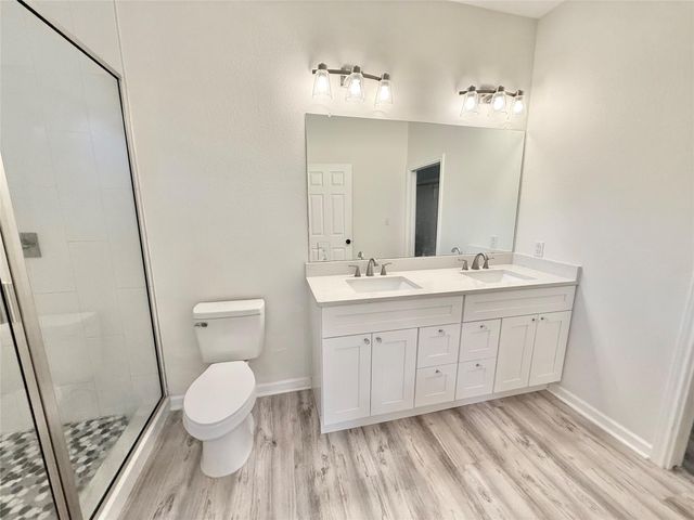 1401 W 7th ST, Taylor, TX 76574