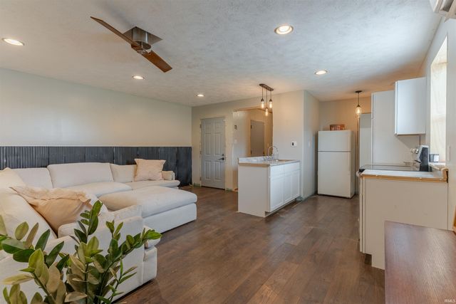 3529 E 250 S, Princeton, IN 47670
