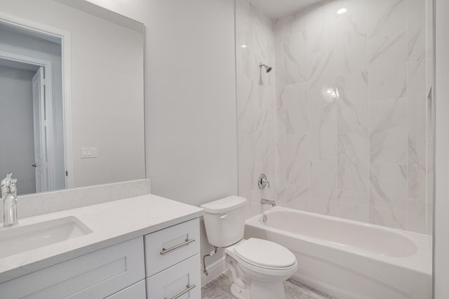 388 SW Vista Lake Drive, Port St. Lucie, Port St Lucie, FL 34983