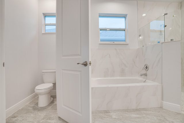 388 SW Vista Lake Drive, Port St. Lucie, Port St Lucie, FL 34983