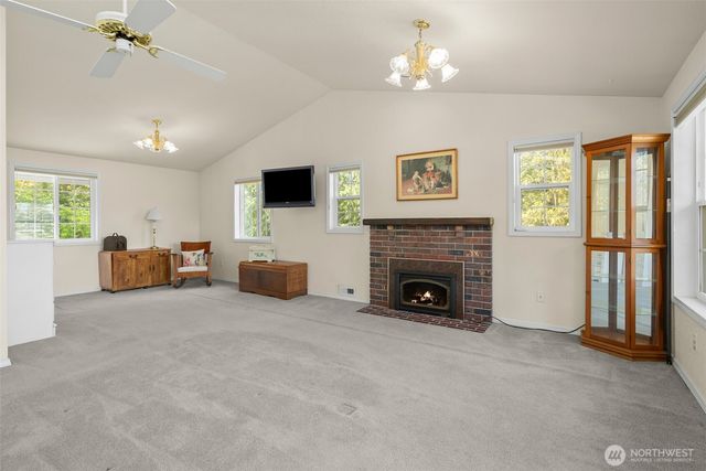 8320 E Grapeview Loop Road, Allyn, WA 98524