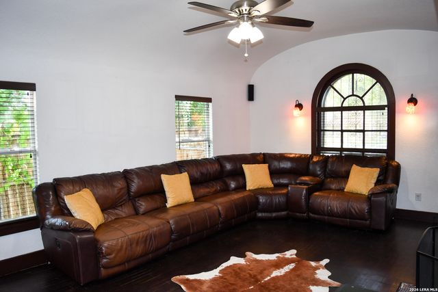 1406 FULTON AVE, San Antonio, TX 78201