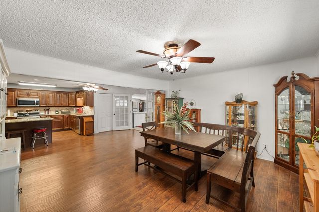 502 Bellevue Drive, Cleburne, TX 76033