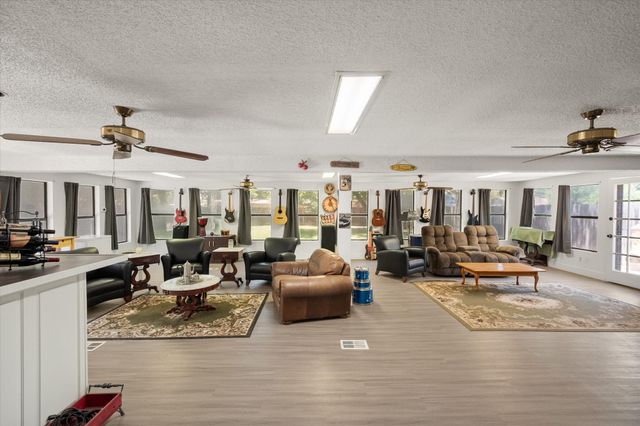 502 Bellevue Drive, Cleburne, TX 76033
