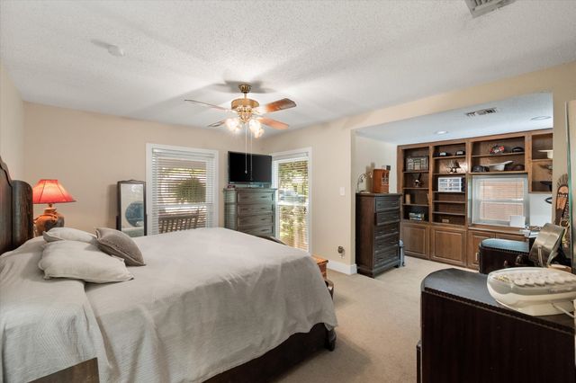 502 Bellevue Drive, Cleburne, TX 76033