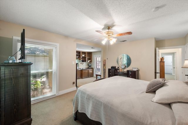 502 Bellevue Drive, Cleburne, TX 76033
