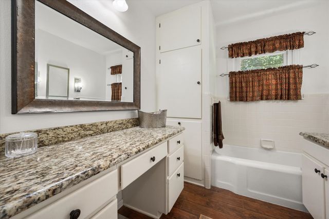 502 Bellevue Drive, Cleburne, TX 76033