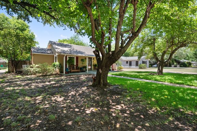 502 Bellevue Drive, Cleburne, TX 76033