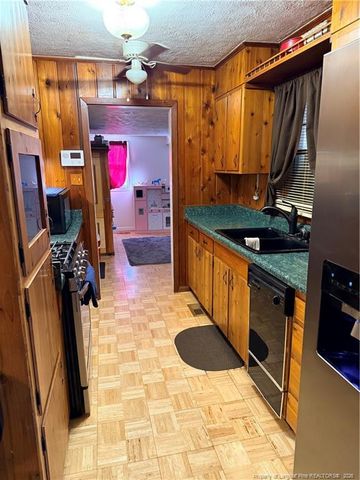 655 Wiltshire Road, Fayetteville, NC 28314