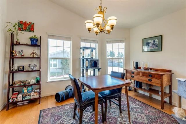 3395 S Higuera 4, San Luis Obispo, CA 93401