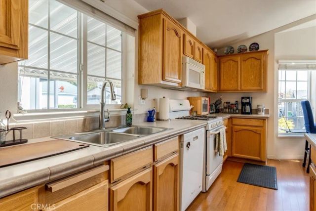 3395 S Higuera 4, San Luis Obispo, CA 93401