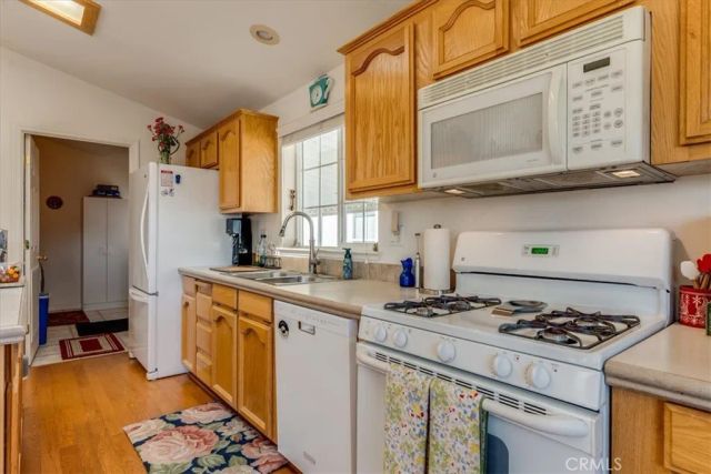 3395 S Higuera 4, San Luis Obispo, CA 93401