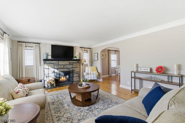 107 Chestnut St, Bound Brook Boro, NJ 08805