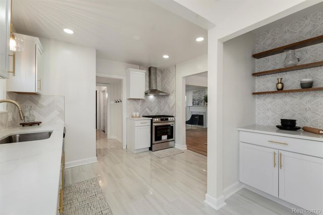 8700 Otto Street, Detroit, MI 48204