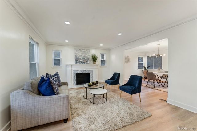 8700 Otto Street, Detroit, MI 48204