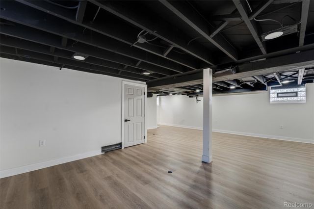 8700 Otto Street, Detroit, MI 48204