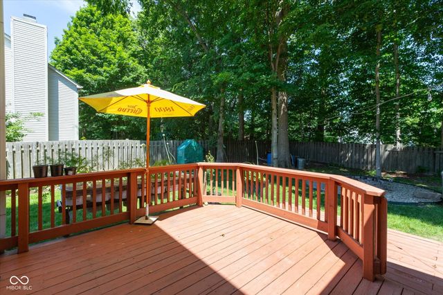 5118 Robinsrock Way, Indianapolis, IN 46268