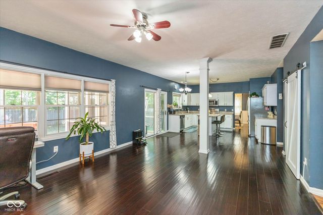 5118 Robinsrock Way, Indianapolis, IN 46268