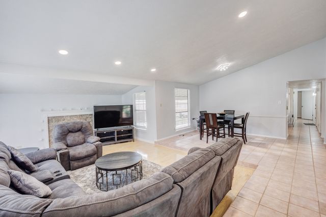 3110 Nutmeg Lane, Garland, TX 75044