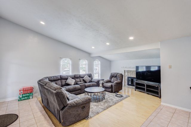 3110 Nutmeg Lane, Garland, TX 75044