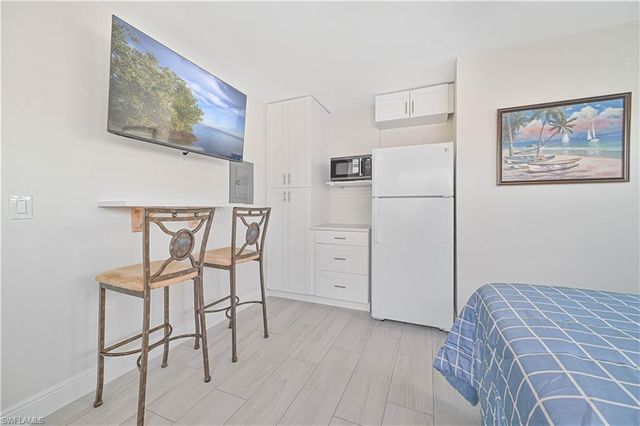 4908 Vincennes ST # 1, Cape Coral, FL 33904