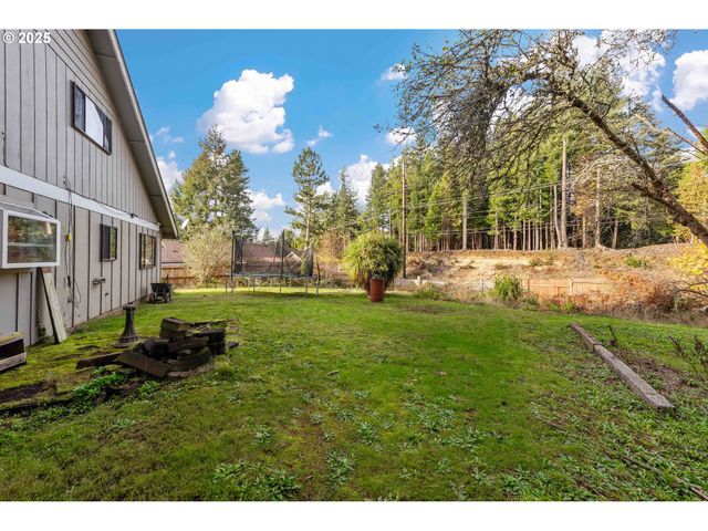 1358 SCOTT Ln, North Bend, OR 97459