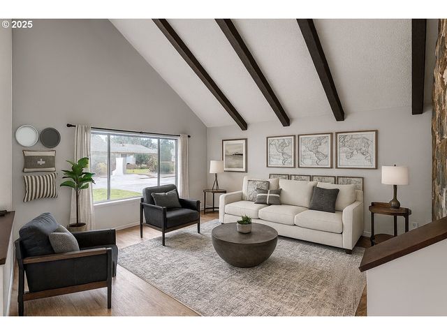 1358 SCOTT Ln, North Bend, OR 97459