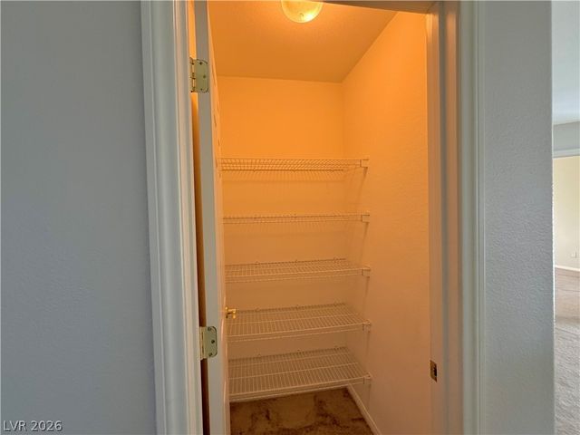 593 Pale Pueblo Court, Las Vegas, NV 89183