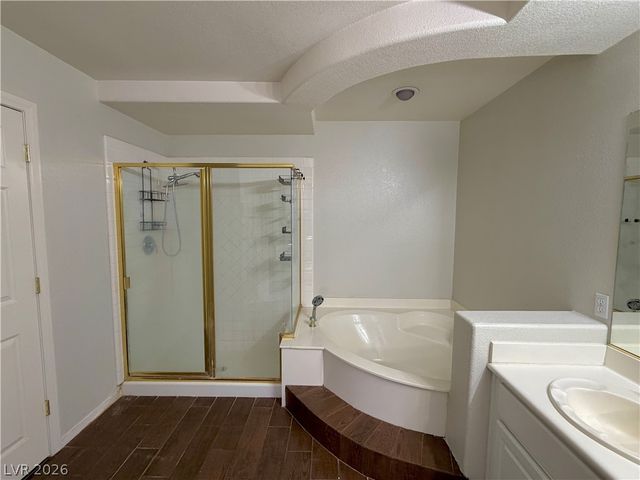 593 Pale Pueblo Court, Las Vegas, NV 89183
