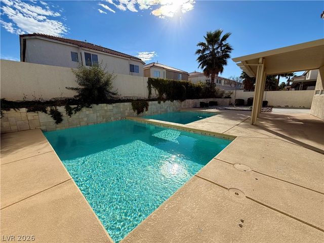 593 Pale Pueblo Court, Las Vegas, NV 89183