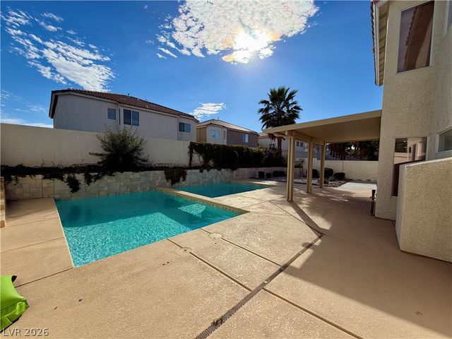 593 Pale Pueblo Court, Las Vegas, NV 89183