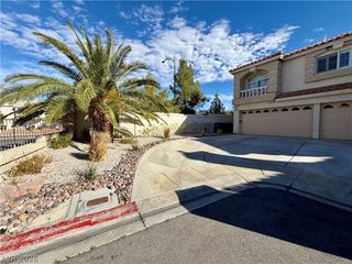 593 Pale Pueblo Court, Las Vegas, NV 89183