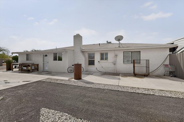 2801 Acequia Drive SW, Albuquerque, NM 87105