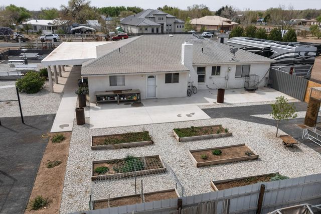 2801 Acequia Drive SW, Albuquerque, NM 87105