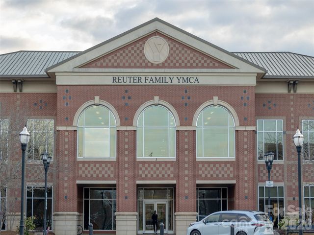 101 White Ash Drive E, Asheville, NC 28803