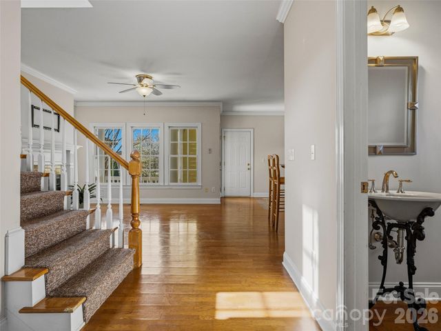 101 White Ash Drive E, Asheville, NC 28803